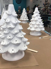 11-18-23 Vintage Holiday Ceramics 2pm