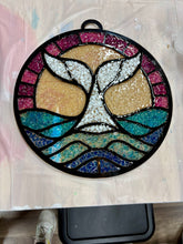 06-12-26 Crushed Glass Suncatchers 6pm