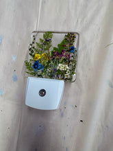 Pressed Flower Night Lights or Trinket Dishes- Take Home Kit