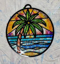 06-12-26 Crushed Glass Suncatchers 6pm