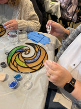 06-12-26 Crushed Glass Suncatchers 6pm