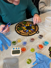 06-12-26 Crushed Glass Suncatchers 6pm