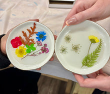 Pressed Flower Night Lights or Trinket Dishes- Take Home Kit