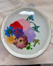 Pressed Flower Night Lights or Trinket Dishes- Take Home Kit