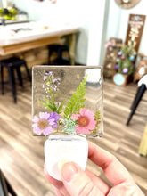 05-08-26 $25 Ladies Night! Pressed Flower Night Lights 6pm