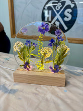 08-20-26 Crushed Glass or Pressed Flower Table Top Night Light Workshop 6pm