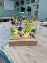 08-20-26 Crushed Glass or Pressed Flower Table Top Night Light Workshop 6pm