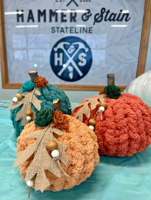 09-19-25 Chunky Knit Pumpkin Trio 6pm