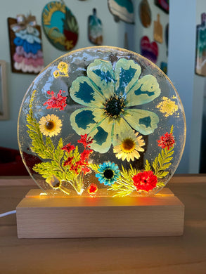 07-13-26 Pressed Flower Light Up 6pm