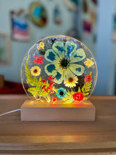 07-13-26 Pressed Flower Light Up 6pm