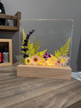 08-20-26 Crushed Glass or Pressed Flower Table Top Night Light Workshop 6pm
