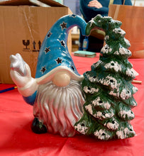10-27-25 Vintage Holiday Ceramics 6pm