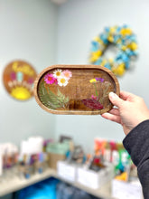 03-15-25 Blooming Boards:Resin Flower Art Open Pour 1pm