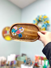 03-15-25 Blooming Boards:Resin Flower Art Open Pour 1pm