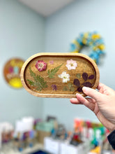 03-15-25 Blooming Boards:Resin Flower Art Open Pour 1pm