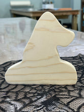 10-01-23 Halloween Shelf Sitter Shapes Resin Pouring Workshop 1pm (Kids 12+ welcome)