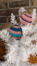 12-02-23 Christmas Cookie Decorating and Liquid Glass Ornaments Workshop 2pm