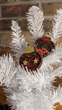 12-02-23 Christmas Cookie Decorating and Liquid Glass Ornaments Workshop 2pm
