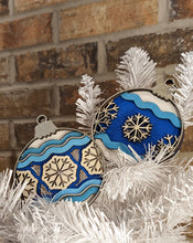 12-02-23 Christmas Cookie Decorating and Liquid Glass Ornaments Workshop 2pm