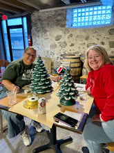 11-02-24 Vintage Holiday Ceramics at Stable Rock Winery 1-4pm