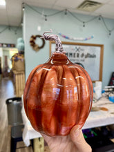 10-21-25 The Lincoln Academy Resin Pour Pumpkins Event 5pm