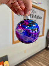 11-08-25 Resin Pour Ornaments 2pm
