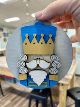 12-01-25 DIY Ornament Bar Experience 6pm