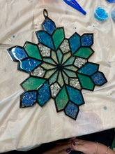 11-07-26 Winter/Holiday Crushed Glass Suncatchers 1pm