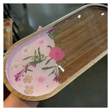 08-27-25 Blooming Boards:Resin Flower Art Trinket Trays at Stable Rock Winery & Distillery 5:30pm