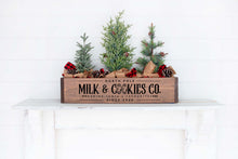 11-29-23 Holiday Centerpiece Boxes and Trays 6pm