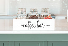 12-19-25 Holiday Centerpiece Boxes and Arrangement with Buckets N Blooms 6pm