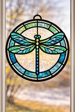 06-12-26 Crushed Glass Suncatchers 6pm
